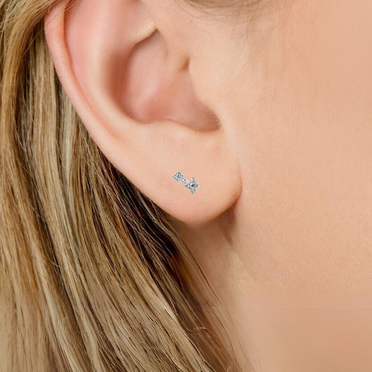 Illuminess™ Moissanite Sterling Silver Shooting Star Studs BLOOMTINE | Earth Angel HQ